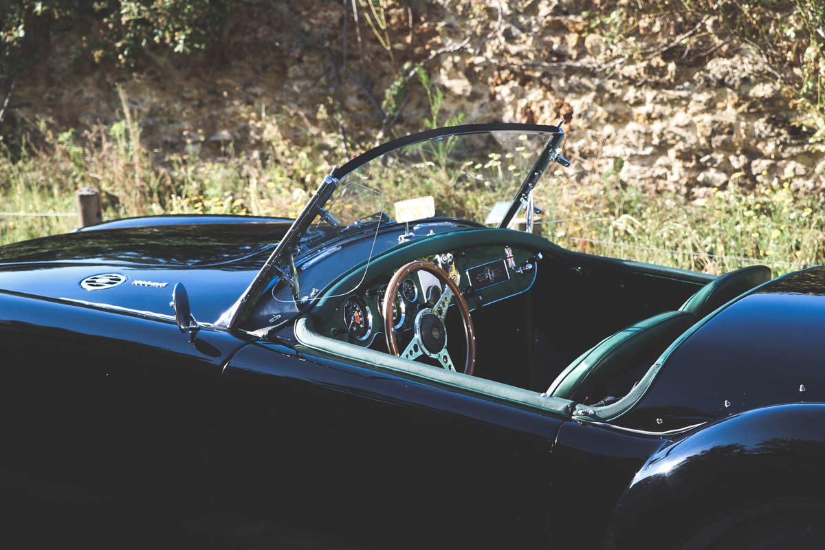 rent a classic car MGA Jean Luc Godard